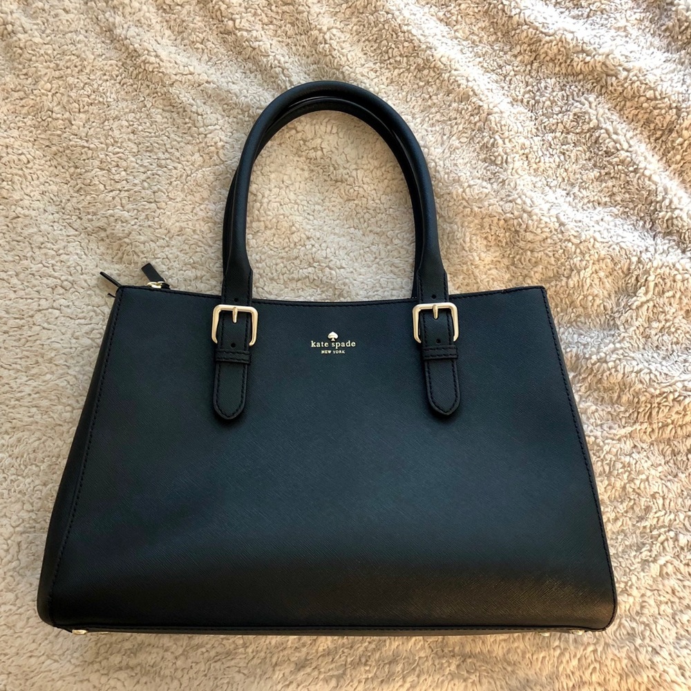 ✨Black Kate Spade Purse✨